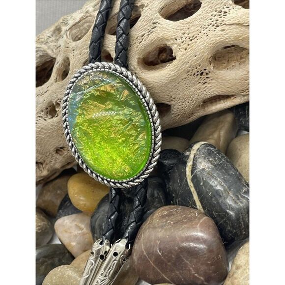 - Silver Large Green Faux Opal Wedding Mens  Womens Western Southwest Bolo - Picture 6 of 12